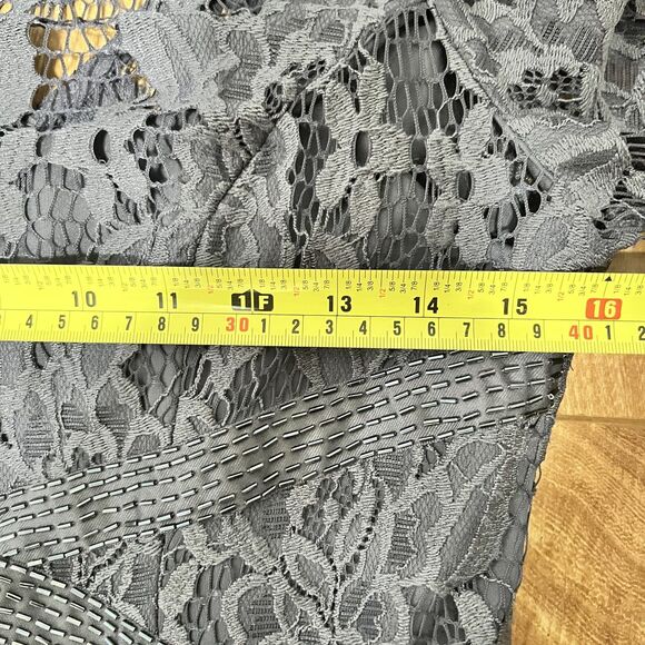 Adrianna Papell Maxi Dress Womens Size 6 Gray Lace 3/4 Sleeve Sheath Embellish - Picture 5 of 6